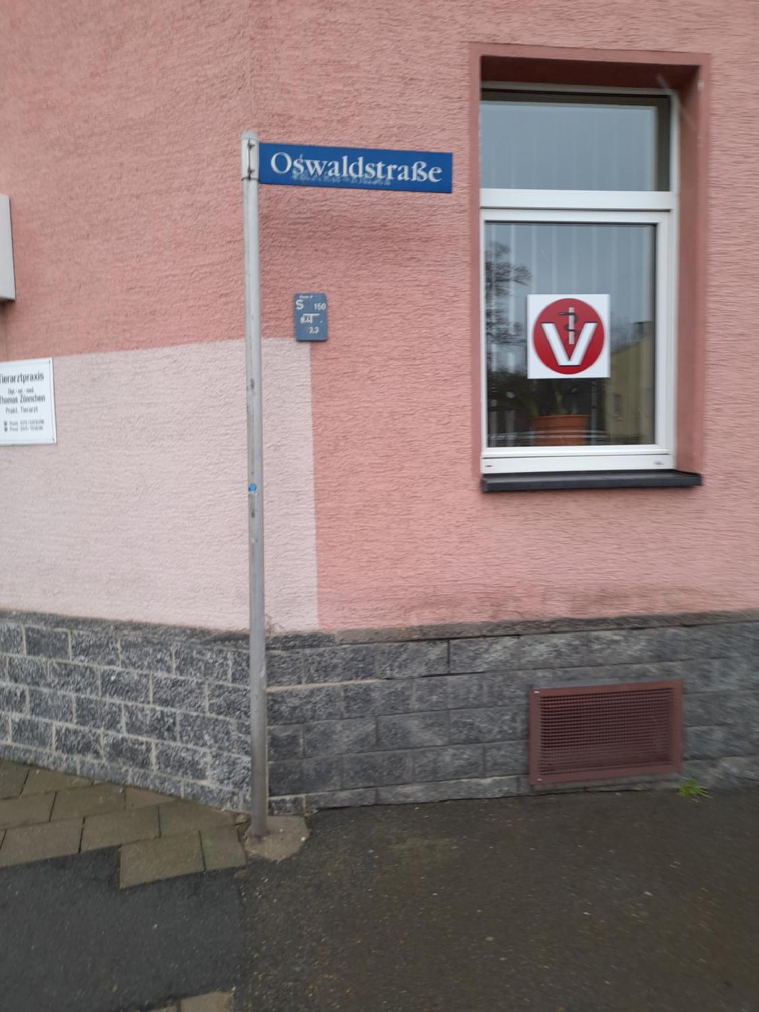 Kleine Wohnung Fuer Monteure Und Dienstreisen Zwickau Exteriör bild