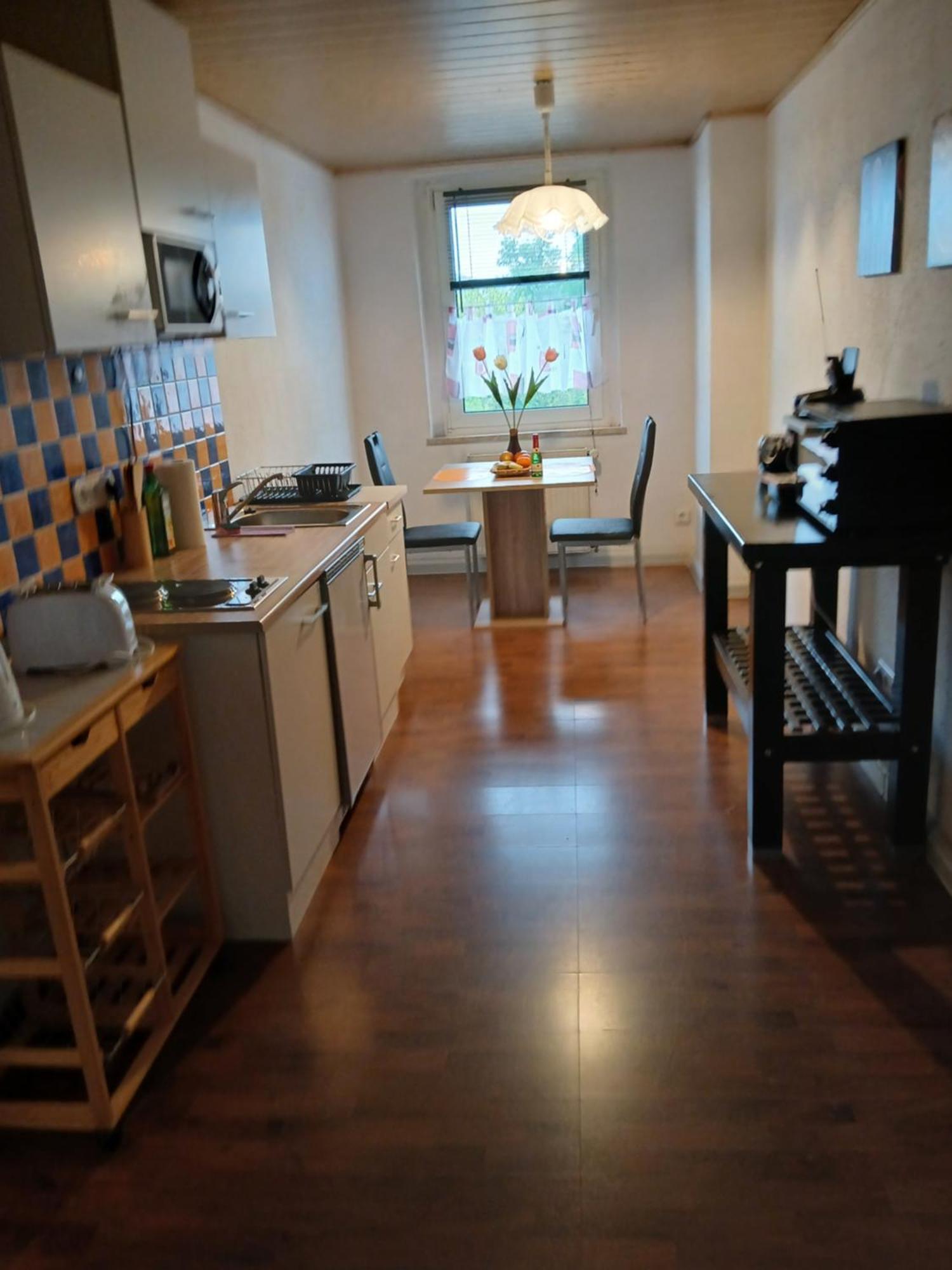 Kleine Wohnung Fuer Monteure Und Dienstreisen Zwickau Exteriör bild